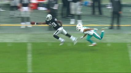 Wk 4 Can't-Miss Play: Jones goes one-handed