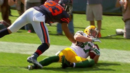 Rodgers tosses touchdown pass to Nelson