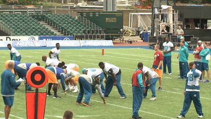 QBs key as desperate Dolphins face wretched Raiders