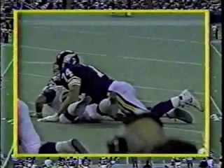 Simms pick and Bavaro forces fumble