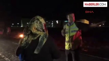 Otomobil, At Arabasına Çarptı Kaçtı: 4 Yaralı