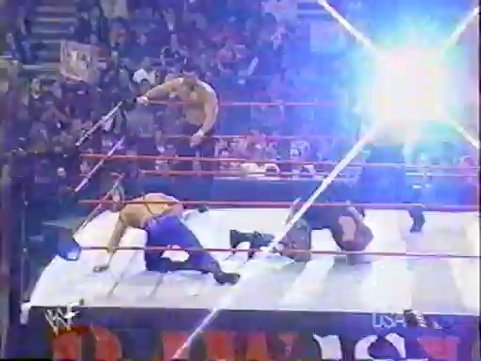 terri runnels raw.is.war.28.02.00.