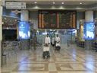 الكويت تحظر دخول القادمين من دول فيها الإيبولا