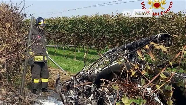 CADE ULTRALEGGERO, MUORE IL PILOTA