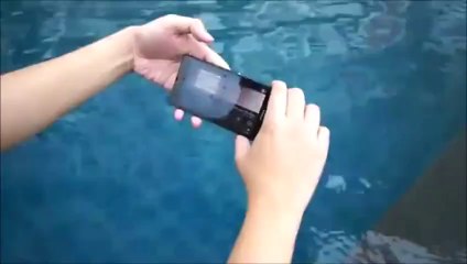 Sony xperia z su testi videosu izle