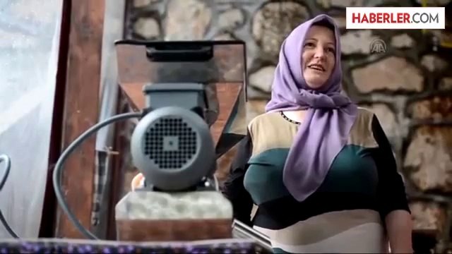 Salça Makinesi Kadınların Ekmek Teknesi Oldu
