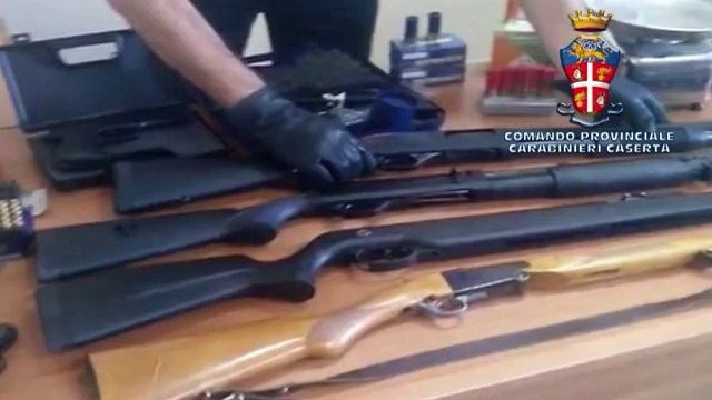 Villa Literno (CE) - Blita carabinieri, trovati armi e droga (27.09.14)