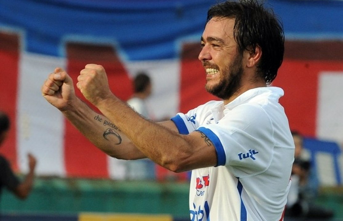 Le nouveau chef-d'œuvre de l'inusable Alvaro Recoba !