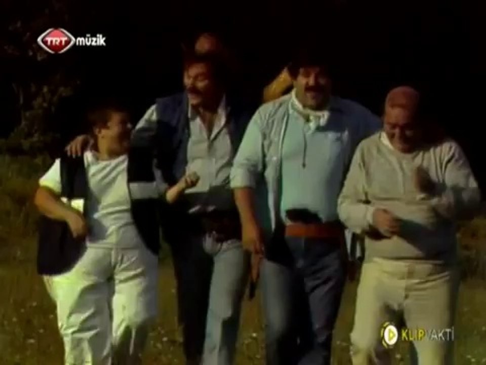 GÜNGÖR YILDIZ_Osman Yağmurdereli - Kamil Sönmez Oy Kemençe Kemençe ( TRT Klip )