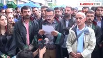 Diyarbakır Kobani İçin AK Parti Binası Önünde Yağmur Altında Oturma Eylemi-1