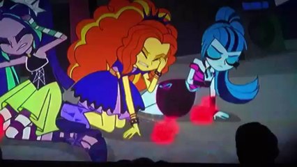 Rainbow Rocks - Dazzlinsg VS Rainbooms + End Credits + Easter Egg