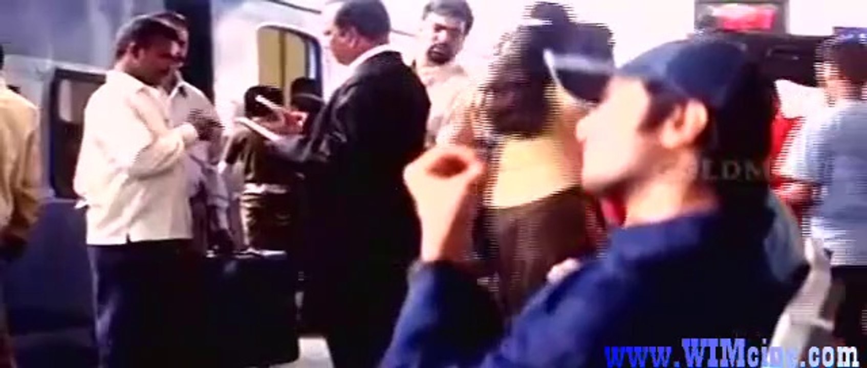 Khoufnaak (2013)_clip1