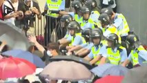 Hong Kong : des dizaines de milliers de manifestants dans la rue