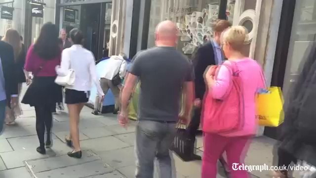 iPhone 6 fan camps outside London Apple store