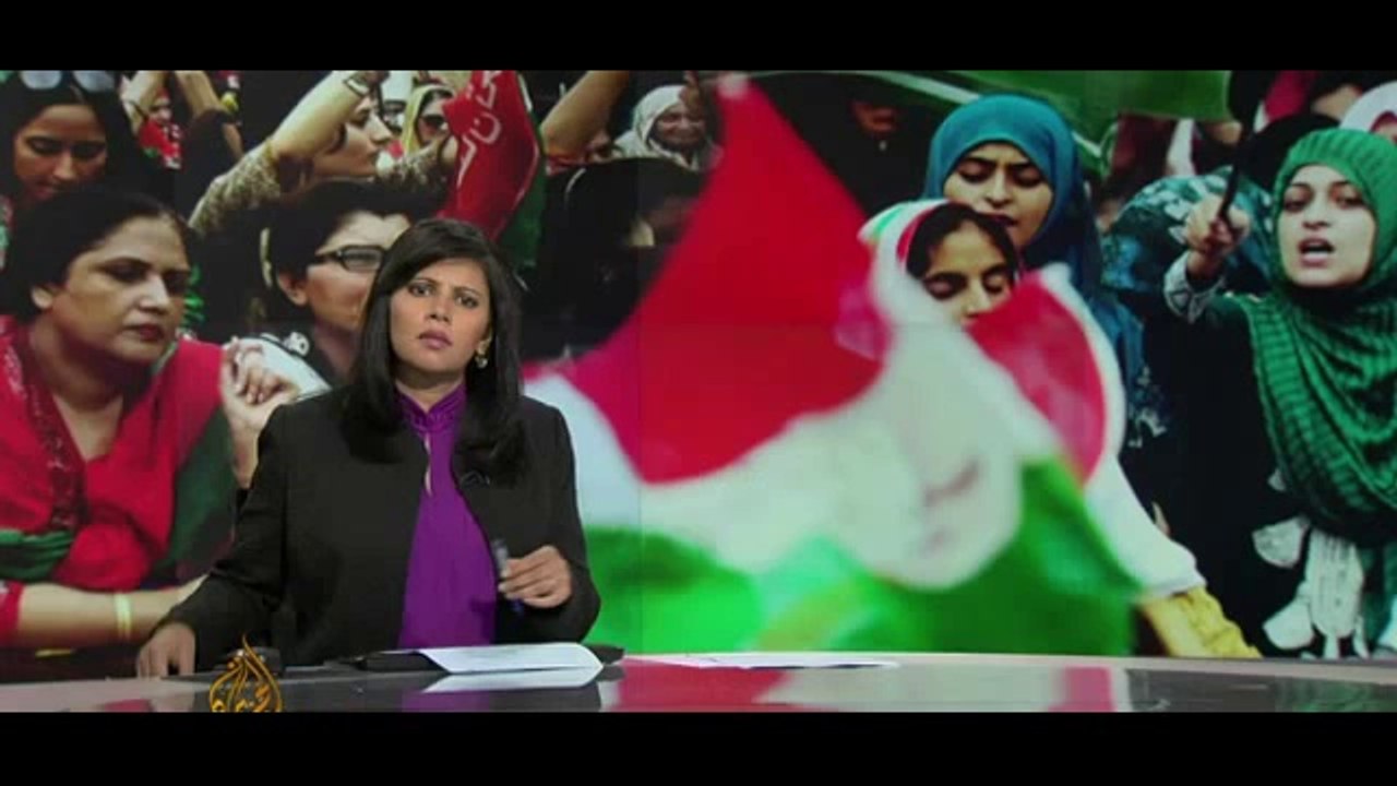 Pakistan crisis scores injured in protests