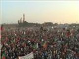 اعتصام حاشد لأنصار المعارض عمران خان في لاهور