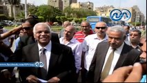 بالفيديو .. محافظ القاهرة يطمئن على حالة السائقين‎