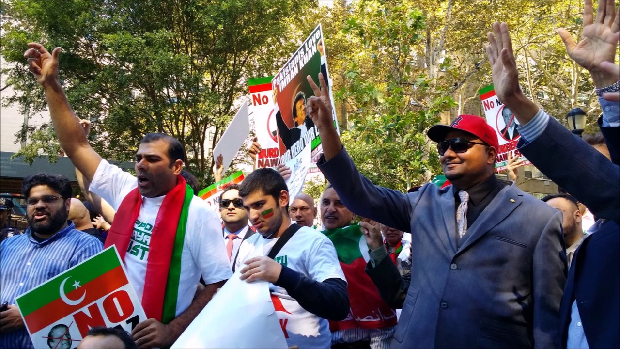 Dat ke Khara Hai ab Imran, Theek Karay Ga Sab Kaptaan, Naya Banay ga Pakistan