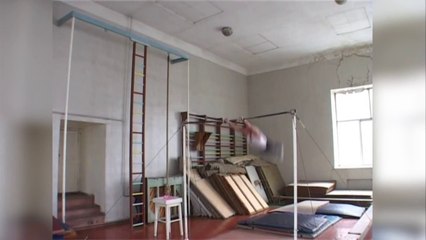 Crazy World Record - 1,001 Consecutive spin on high bar