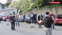 Camaret-sur-Mer (29). Quand Nono bat le tambour