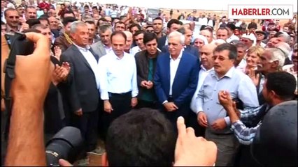 Şanlıurfa 3- Sınırda Toplananlara Müdahale Edildi, Suruç'a Yine Havan Düştü