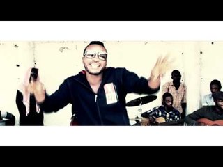 Fally Ipupa - Power 2013 - Act 1 "Présentation des animateurs"