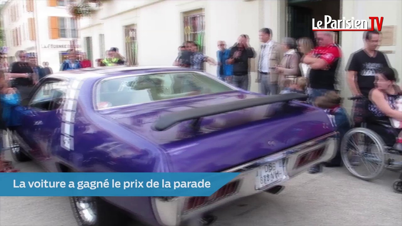Essonne : parade de voitures anciennes à Linas