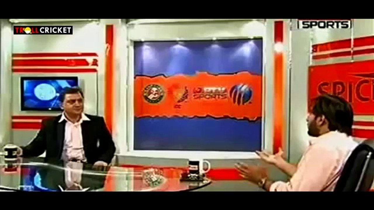 Shahid Afridi tells a funny story about Inzamam playing Football