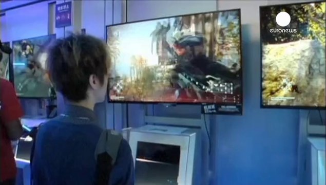 Xbox One Çin'de piyasaya sürüldü