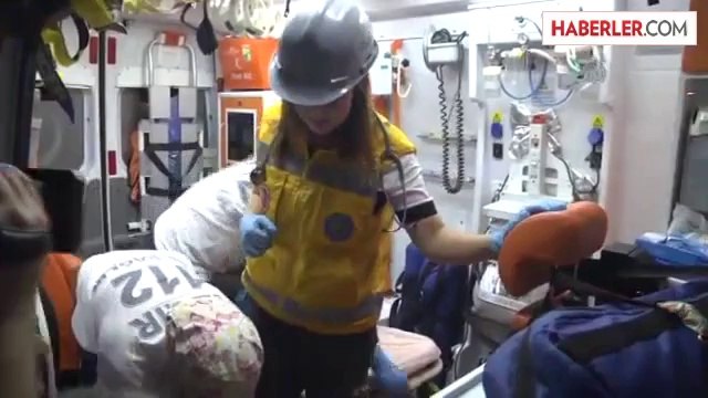 İzmir'de Alışveriş Merkezi İnşaatındaki Yangın (2)