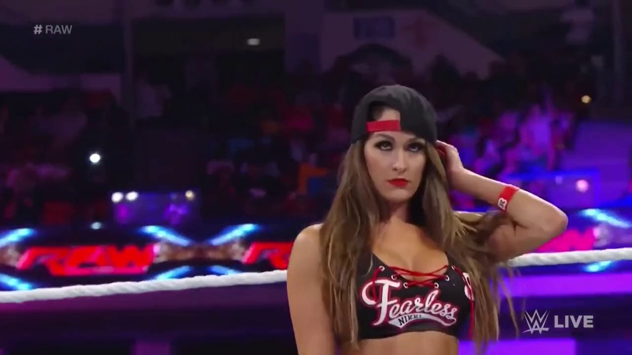 Divas Tag Team Match