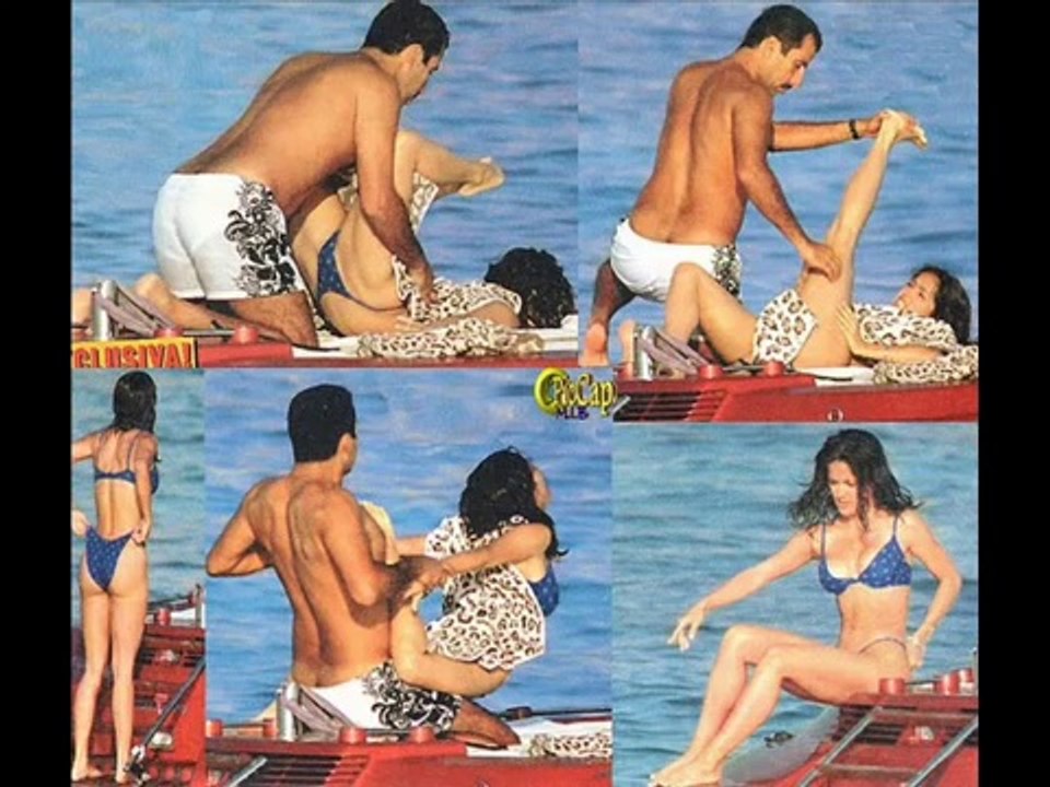 Celebrities nude and sexy -Salma Hayek