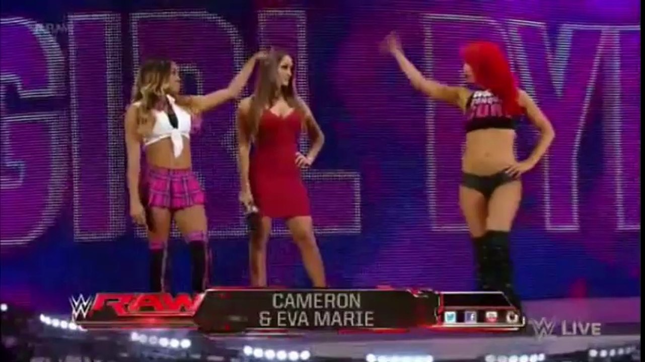 Brie Bella Vs Cameron And Eva Marie