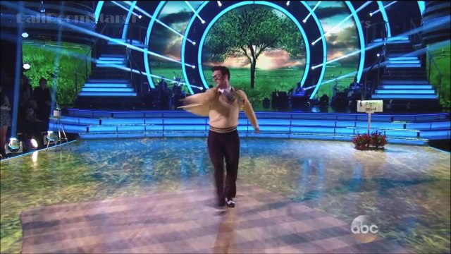 Sadie Robertson & Mark - Viennese Waltz - DWTS 19 (Movie Night)
