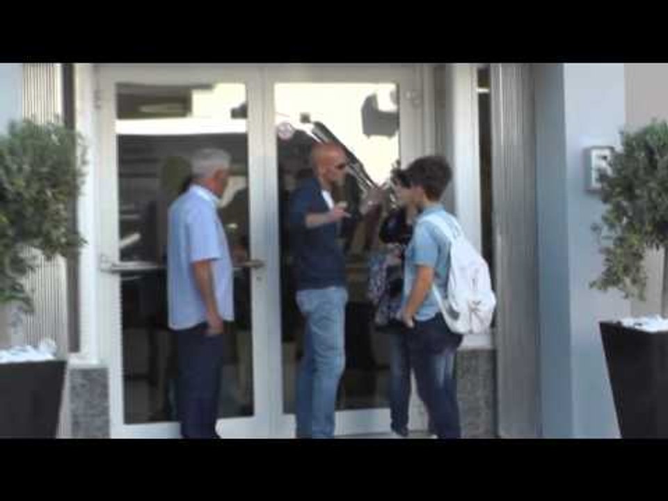 Napoli - Protesta all'inaugurazione dei nuovi alloggi dell'Orientale -2- (29.09.14)