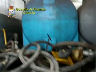 Catania - Distributore abusivo di carburante (29.09.14)