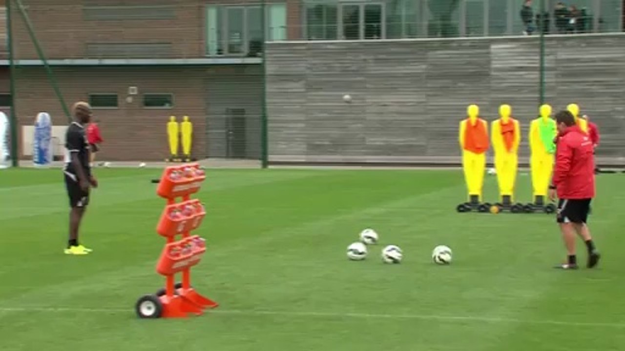 SUPER MARIO Great freekick