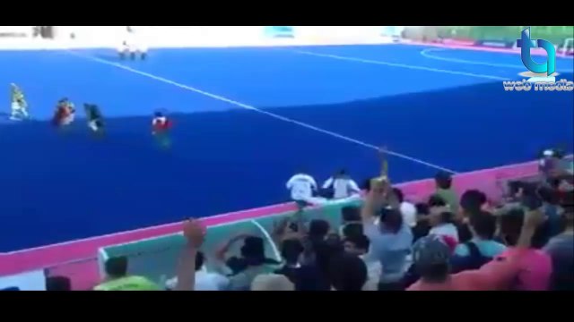 Go Nawaz GO in Korea, China and Pakistan hockey match''کوریا کے ہاکی اسٹیڈیم میں پاکستان اور چین کے میچ میں گو نواز گو کے نعرے