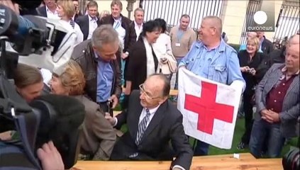 Η επιστροφή του Χανς Ντίντριχ Γκένσερ στην πρεσβεία της Πράγας