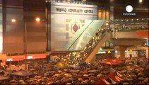 معترضان هنگ کنگی دست بردار نیستند