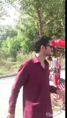 Go Nawaz Go Nariyaal Lo Paise Do