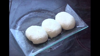 Cuisine Italienne - faire la Mozzarella en moins de 30 mn