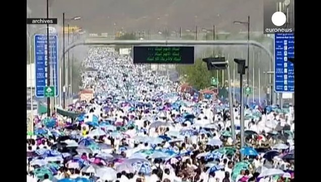 مكة المكرمة تستعد لإستقبال الحجاج والسلطات تمنع الحجاج من بلدان أيبولا