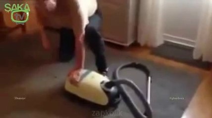 Elektrikli Süpürgeyi Çok Yanlış Anlayan Dede