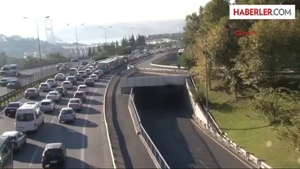 Boğaziçi Köprüsü'nde "Metrobüs" Trafiği
