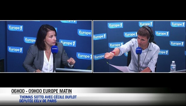 Duflot : Fermer une vingtaine de réacteurs nucléaires d'ici 2025