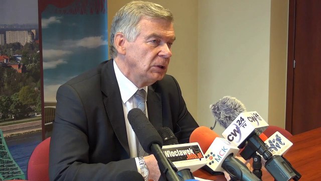 Konferencja prasowa Prezydenta Włocławka Andrzeja Pałuckiego cz I