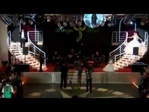 Gelin ve Damattan Salona Farklı Giriş