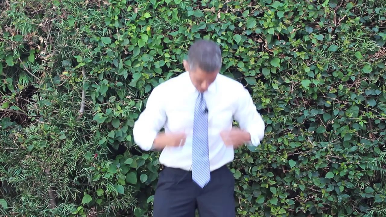 President Obama Accepts The ALS Ice Bucket Chal...