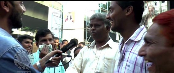 Tapaal's Director Laxman Uttekar Takes Public Review – Marathi Movie – Veena Jamkar